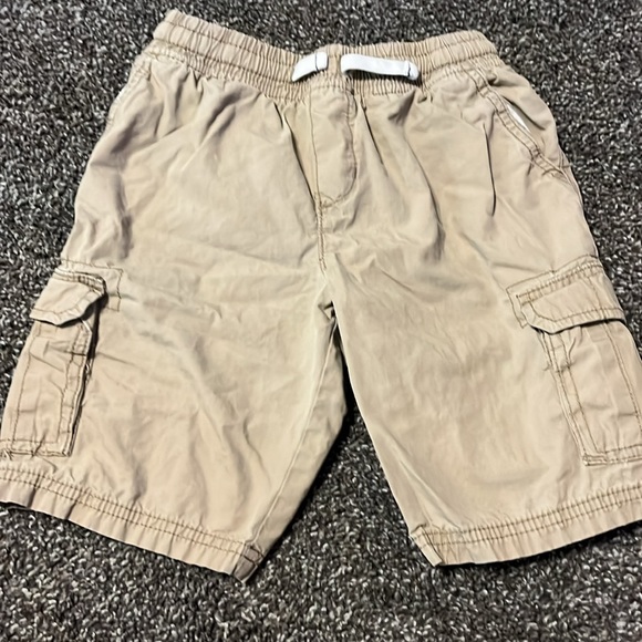 Boys Carters Shorts - Picture 2 of 11